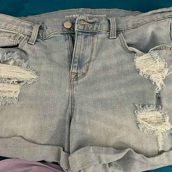 Old Navy ladies Jean shorts size 12 boyfriend ripped style - Picture 1 of 5